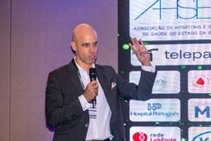 Registro fotografico do Seminario Saude: Onde a IA Encontra o Humano 2026 - foto 311